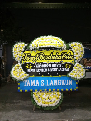 Papan Bunga Duka di Semparuk